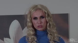 Cowgirl Swaps Face with Blonde Babe - страстные шлюхи в HD BIGWHORE.COM