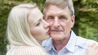 Close Up Action with Patrik and Katy - страстные шлюхи в HD BIGWHORE.COM