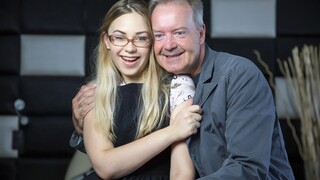69 and Kissing with Blonde Bombshell - страстные шлюхи в HD BIGWHORE.COM