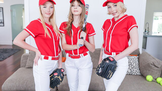 Leda and Lynn's Hot Home Run - страстные шлюхи в HD BIGWHORE.COM