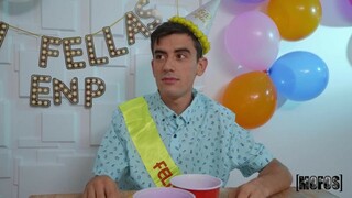 Ass to Mouth Birthday - страстные шлюхи в HD BIGWHORE.COM
