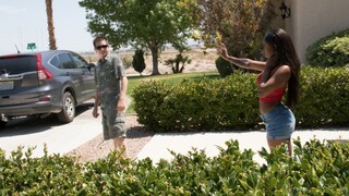 POV Handjob with Sarah - страстные шлюхи в HD BIGWHORE.COM