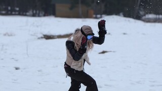 Outdoor Snow Sex: Standing Doggystyle and Pussy Licking - страстные шлюхи в HD BIGWHORE.COM