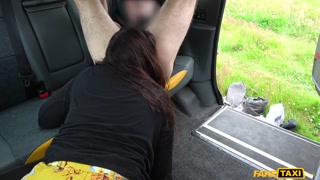 Hot European Blowjob in a Taxi Cab - страстные шлюхи в HD BIGWHORE.COM