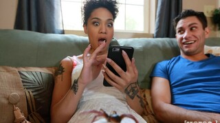 Honey Gold's Shaved Pussy - Facesitting & Blowjob Fun - страстные шлюхи в HD BIGWHORE.COM