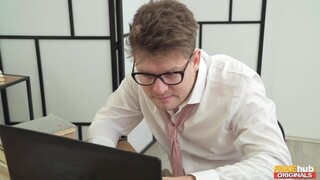  Amateur Trio: Double Blowjob and Squirt - новинки порно на BIGWHORE.COM