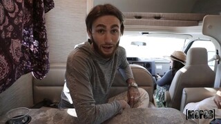 Blowjob on the Road to the Festival - страстные шлюхи в HD BIGWHORE.COM