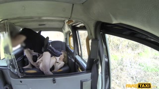 Anal Fucking for a Brunette in a Taxi - страстные шлюхи в HD BIGWHORE.COM