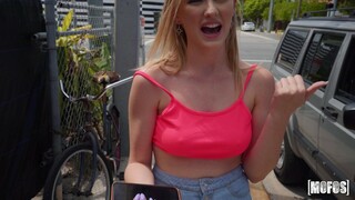 Amateur Melody's Deepthroat Adventure - страстные шлюхи в HD BIGWHORE.COM