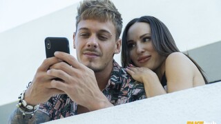 Reverse Cowgirl with a Big Surprise - страстные шлюхи в HD BIGWHORE.COM