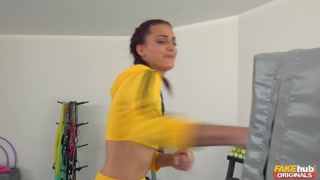 Reverse Cowgirl Training at Fight School - страстные шлюхи в HD BIGWHORE.COM
