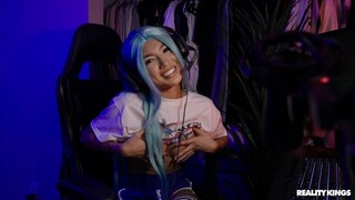 From Bottom to Best - страстные шлюхи в HD BIGWHORE.COM