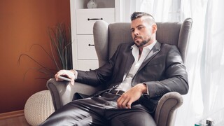 Big Cock, High Heels, and a Happy Pussy - страстные шлюхи в HD BIGWHORE.COM