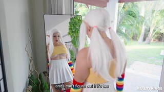Thong-Wearing Friends Take It Hard - страстные шлюхи в HD BIGWHORE.COM