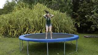 Brunette Tramp Sucks Cock - страстные шлюхи в HD BIGWHORE.COM