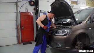  Erik Everhard's Car Service  - новинки порно на BIGWHORE.COM