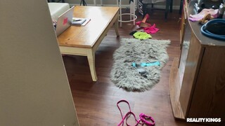 Facial Cumshot On The Job - страстные шлюхи в HD BIGWHORE.COM