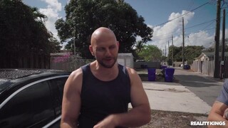 The Torch is Passed: Meet the New MILF Hunter - новинки порно на BIGWHORE.COM