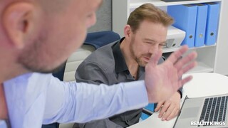 High Heels and Cumshots at Work - новинки порно на BIGWHORE.COM