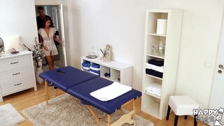 European Girl Oiled Up - страстные шлюхи в HD BIGWHORE.COM
