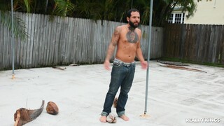 John Fucks Adriana Maya - страстные шлюхи в HD BIGWHORE.COM