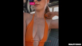 Reverse Cowgirl in Nowhere - страстные шлюхи в HD BIGWHORE.COM
