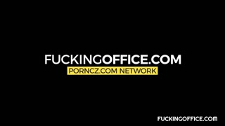 Office Sex - Blonde Karol Lilien Takes Big Cock from Boss - страстные шлюхи в HD BIGWHORE.COM