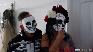 Big Cock Blowjob with Van Wylde and Rita - страстные шлюхи в HD BIGWHORE.COM