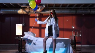 Lily Adams in Stockings Fucks Johnny Sins Reverse Cowgirl - страстные шлюхи в HD BIGWHORE.COM