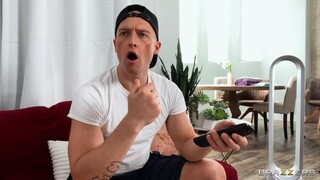 Zac Wild Pounds Athletic Latina Bridgette B – POV Blowjob & Facial - страстные шлюхи в HD BIGWHORE.COM