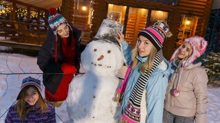 Snow Bunnies Hardcore Action - страстные шлюхи в HD BIGWHORE.COM