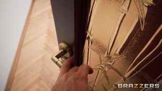 Mia's Steamy Solo Session - страстные шлюхи в HD BIGWHORE.COM