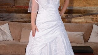 Cheating Bride Fucks In Wedding Dress - страстные шлюхи в HD BIGWHORE.COM