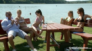 Hardcore Outdoor Group Sex! - новинки порно на BIGWHORE.COM