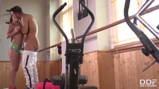Ally Breelsen’s Gym BJ: Boxing, Sucking, and Hot Cum - страстные шлюхи в HD BIGWHORE.COM