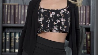 Personal Shopping Turns into Spanking Session - новинки порно на BIGWHORE.COM