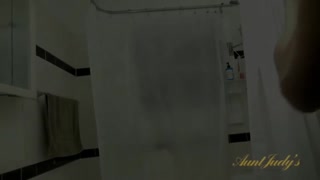 Jessica Taylor’s Shower Adventure - страстные шлюхи в HD BIGWHORE.COM