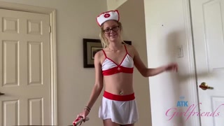 Amateur Nurse Riley Star POV Scene - страстные шлюхи в HD BIGWHORE.COM