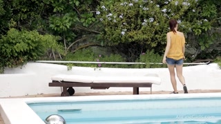 Solo Softcore by the Water - страстные шлюхи в HD BIGWHORE.COM