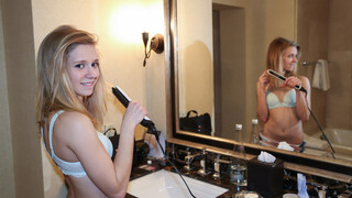 Quick POV with Rachel and Carson - страстные шлюхи в HD BIGWHORE.COM