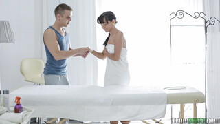 Teen Massage Turns Wild – Haley and Nikolas Relieve Stress - страстные шлюхи в HD BIGWHORE.COM