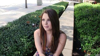 Cali Hayes' Juicy Teen Ass in Action - страстные шлюхи в HD BIGWHORE.COM