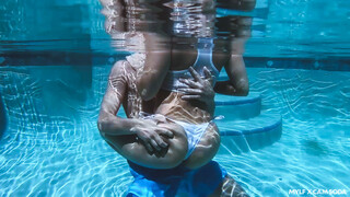 MILF Alexis Monroe’s Wild Ride in The Life Aquatic - страстные шлюхи в HD BIGWHORE.COM