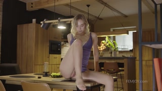 Lux – Fabulous Oxana Z in Hardcore Action - страстные шлюхи в HD BIGWHORE.COM