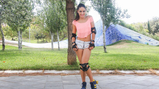 Young rollerblading slut gets railed - страстные шлюхи в HD BIGWHORE.COM