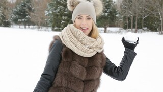 Kristof Cale Pounds Shona River’s Tight Ass in Winter Wonder - страстные шлюхи в HD BIGWHORE.COM