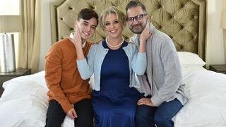 Juicy MILF Asses - Ivy Lebelle, Penny Barber & More - страстные шлюхи в HD BIGWHORE.COM