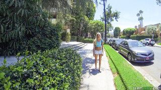 Money For Sex - College Babe Halle Von Gets Wild - страстные шлюхи в HD BIGWHORE.COM