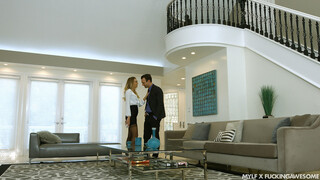 Real Estate MILF Bangs Hard - Natalia Starr & Alex Legend - страстные шлюхи в HD BIGWHORE.COM