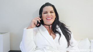 MILF Angelina Castro Sets Fire in the Bedroom - страстные шлюхи в HD BIGWHORE.COM